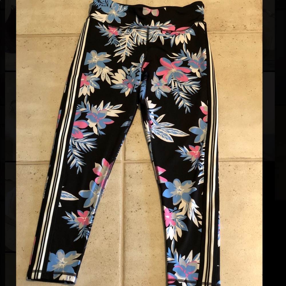 DKNY active flower printed leggings size M